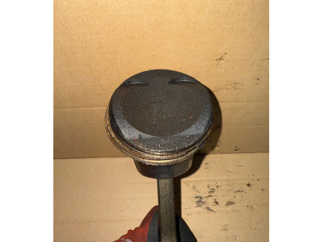 Поршень с шатуном    06LD   Volkswagen Golf VII