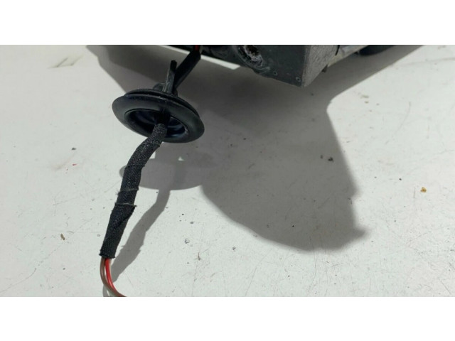 Zpětné zrcátko levé BMW 5 E60 E61 2005 E1010748