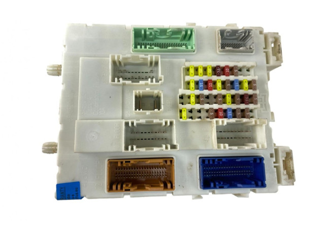 Ящик предохранителей (комплект) 2400678, 2400678 Ford Ranger 2019 - 2022 года