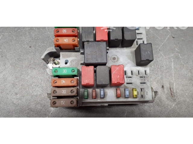 Блок предохранителей 51799614 Fiat Idea