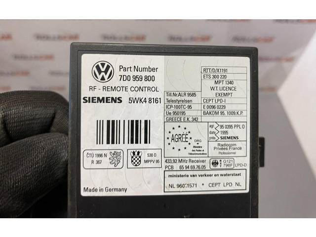 Блок управления центрального замка 7D0959800 Volkswagen Transporter - Caravelle T4