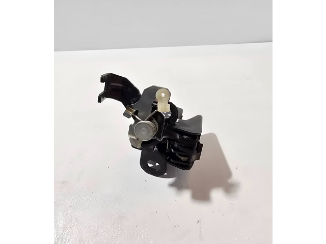 Zámek zadních dveří Volkswagen Caddy 2006