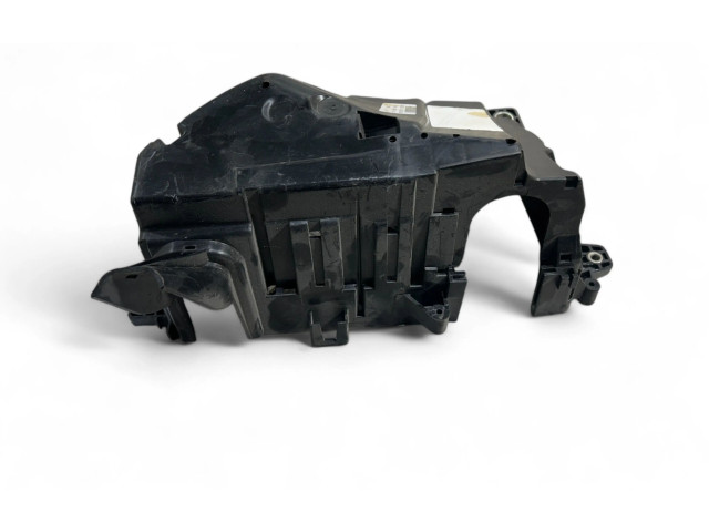 Блок предохранителей  31398000   Volvo XC90    