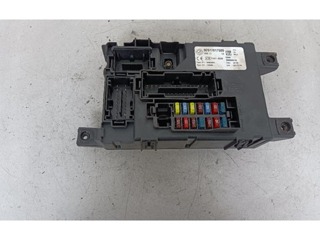 Блок предохранителей 00517817580   Fiat Grande Punto    