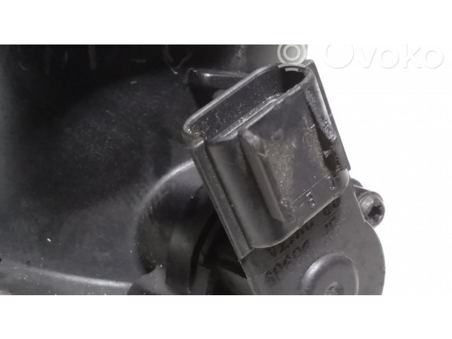 Дроссельная заслонка