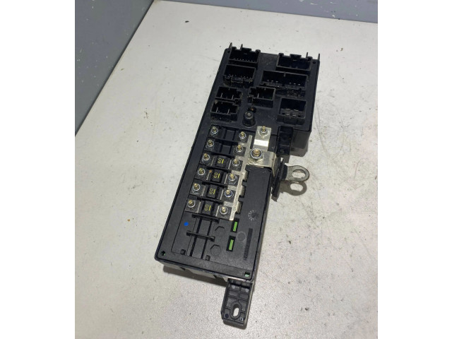 Блок предохранителей  9494207, 518322003   Volvo V70    