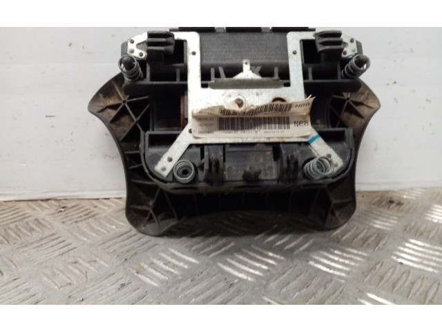 Подушка безопасности водителя 96470413XT   Citroen Xsara