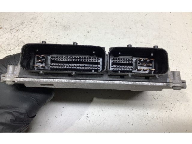 Řídící jednotka 06A906033FF, 5WP4021701   Seat Leon (1P) 2007