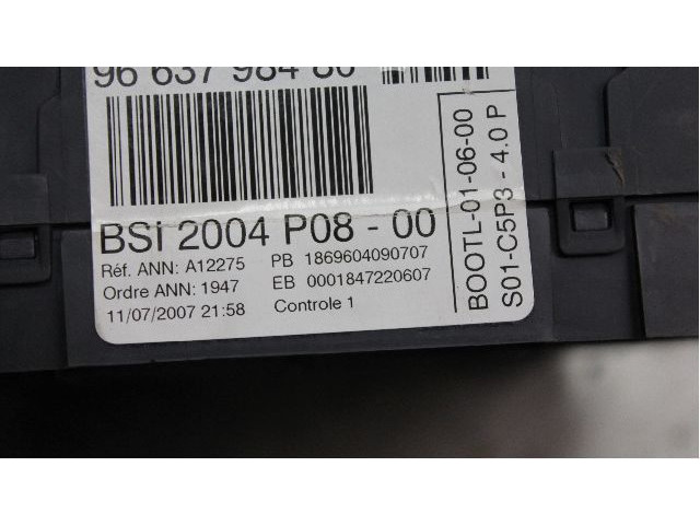 Блок предохранителей 9663798480 Citroen C4 I