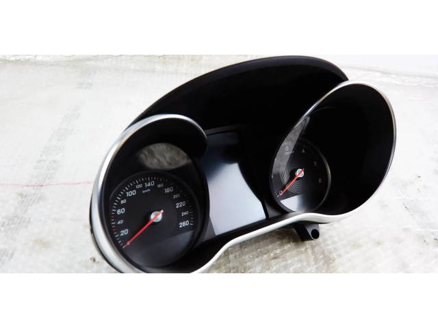 Přístrojová deska Mercedes-Benz C W205 2017 a2059006733, a2059013515