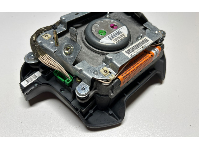 Подушка безопасности водителя Volvo V70