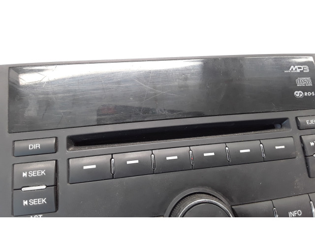 Радио/ проигрыватель CD/DVD / навигация