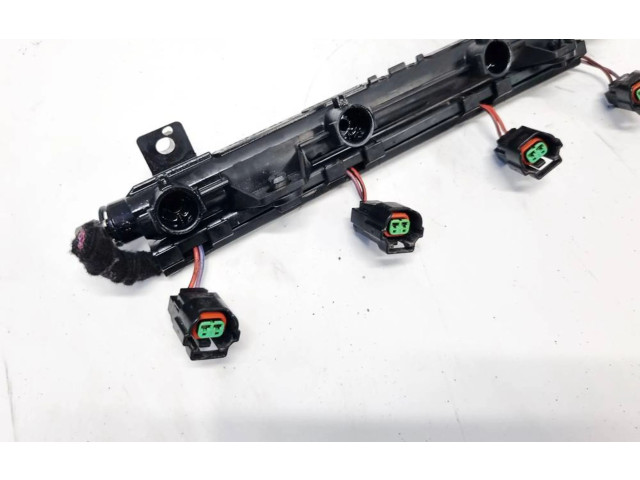 Vstřikovací lišta 036133319CA Seat Ibiza IV (6J,6P)