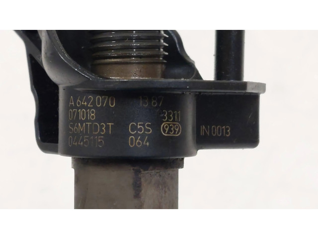 Vstřikovač A6420701387, 071018 Mercedes-Benz R W251 pro naftový motor 3.0