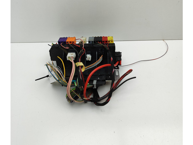 Pojistková skříňka A0285459832, 05045113 Mercede-Benz S W220 2000