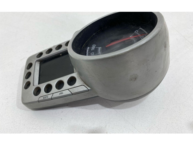 Панель приборов    Chevrolet Spark       