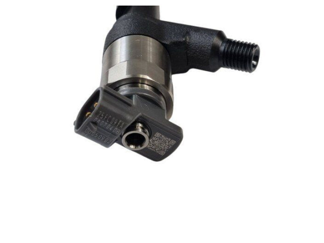 Форсунка 55570012, DCRI300770    Opel Meriva B   