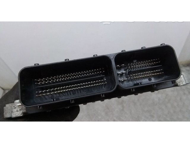 Блок управления двигателя 30788273   Volvo V70