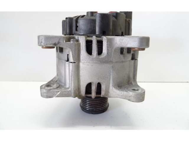 Генератор 231008017R Dacia Duster