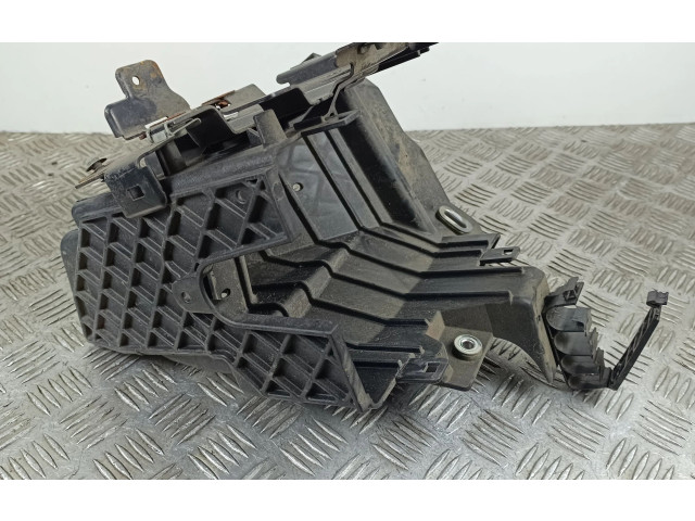 Блок предохранителей 68251775AA Jeep Grand Cherokee