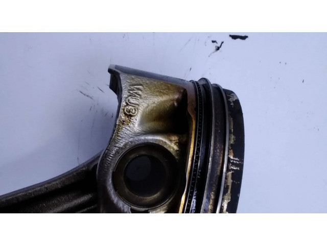 Píst 06LN, DAY 047052 Audi Q5 SQ5 pro benzínový motor 2.0 DAY