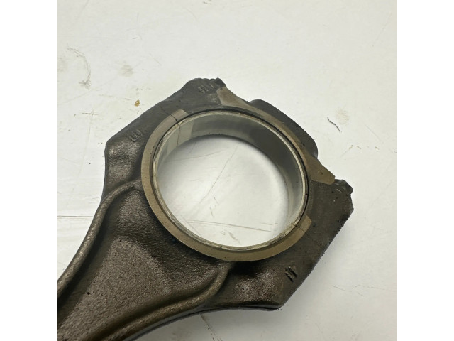 Píst 7646892 BMW 7 F01 F02 F03 F04 pro benzínový motor 4.4 N63