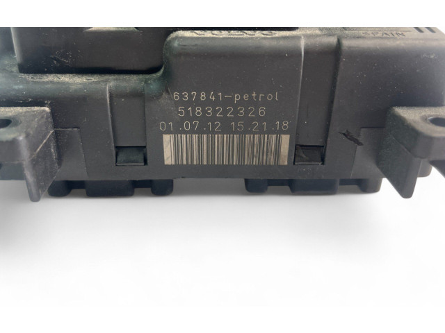 Блок предохранителей    518322326   Volvo V70
