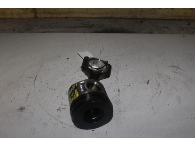  Поршень с шатуном 940B4000   Jeep Renegade  