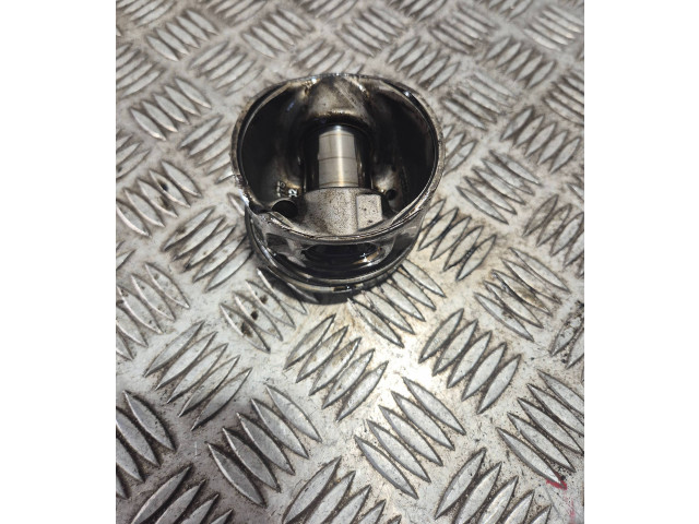 Turbodmychadlo Нагнетатель 82L175, 31460046 Volvo XC60