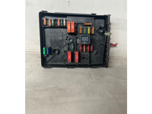   Pojistková skříňka 017183071, 1K0937125A   Volkswagen Tiguan 2009