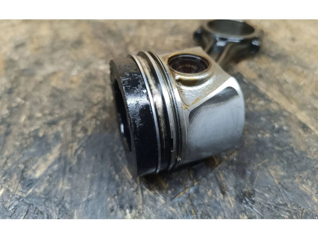 Поршень 03N023A Stum Volkswagen Golf VII