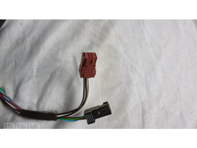 Зеркало электрическое        Peugeot 208  2012-2019 года   