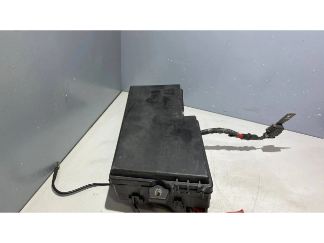 Блок предохранителей 8688040, 8688039 Volvo C70