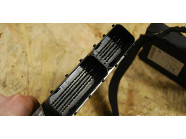 Řídící jednotka 8512047, 0281017520 BMW 3 E90 E91 2011