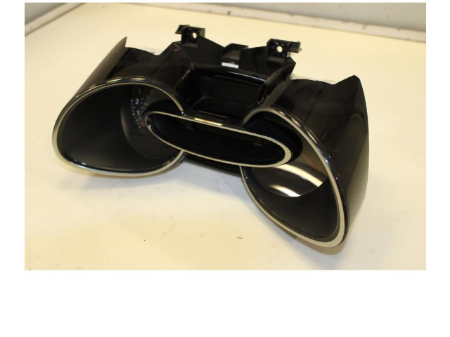 Панель приборов    Renault Clio IV       