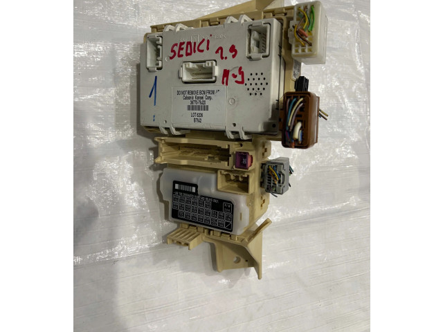 Pojistková skříňka 3677079J20 Fiat Sedici 2007