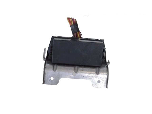 Блок предохранителей 101365000E Tesla Model S