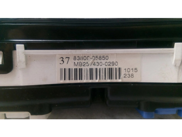 Přístrojová deska Toyota Avensis T250 2005 MB2574300290, 8380005850