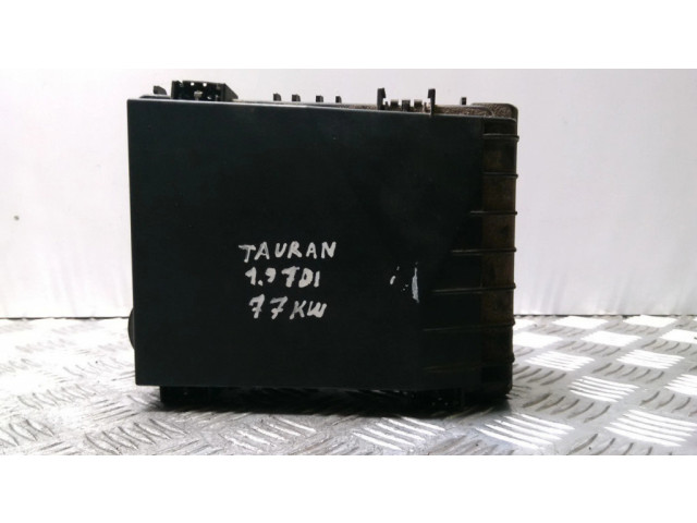 Блок предохранителей 1K0937124H, 1T1937535E   Volkswagen Touran I    