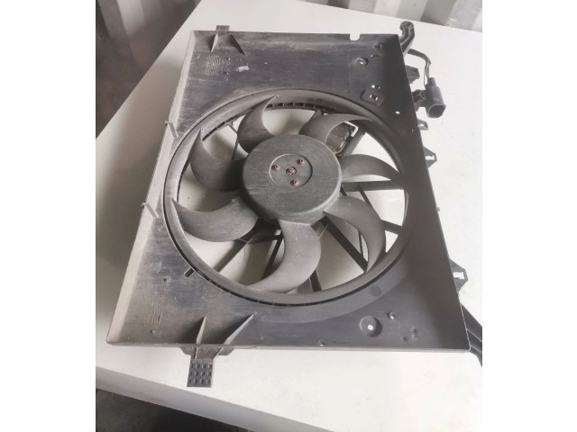 Вентилятор радиатора     30680512, 050224    Volvo V70 