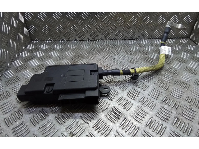 Pojistková skříňka 8V0937548, 8V0971225A Audi RS3 2016