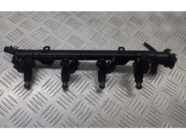 Топливная рампа 030133319L   Volkswagen Polo III 6N 6N2 6NF  