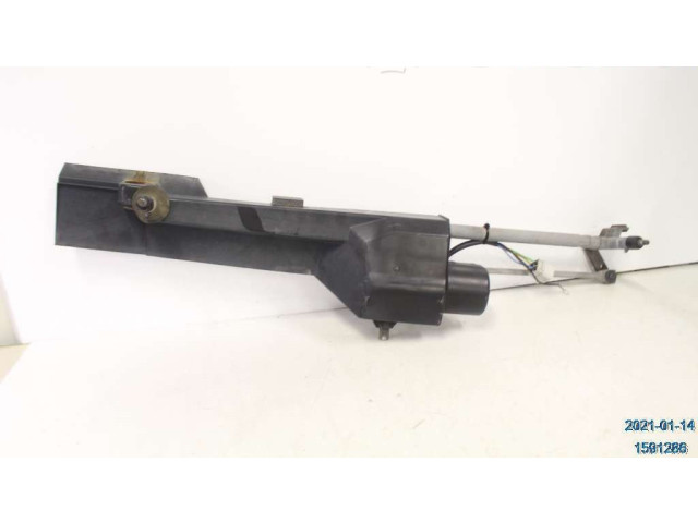 Двигатель стеклоочистителей 3518120, 3518119   Volvo 940       