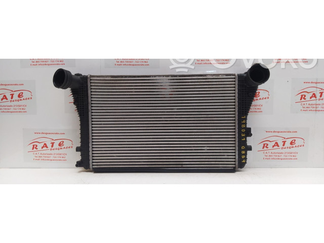 Интеркулер  1K0145803M   Volkswagen Touran I 