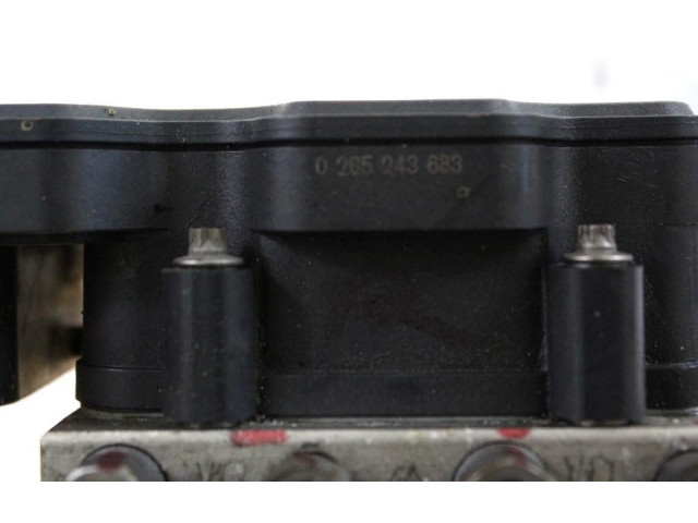 Блок АБС 476605492R Dacia Sandero 2008 - 2012 года