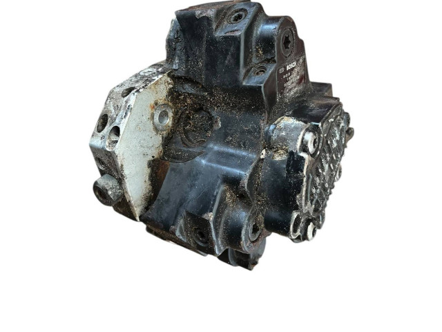 Топливная рампа 0445010043, 8689590   Volvo V70  