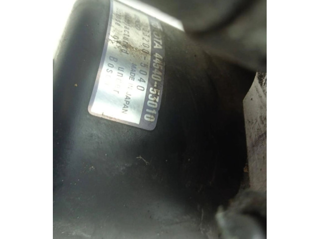 Блок АБС 1332005040 Lexus IS 200-300 1999 - 2005 года