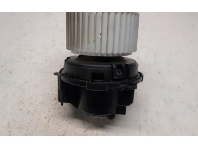 Вентилятор печки 240431, 296583118 Dacia Sandero III