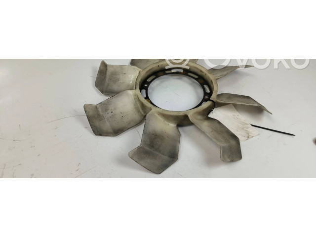 Вентилятор радиатора         Mitsubishi Pajero 