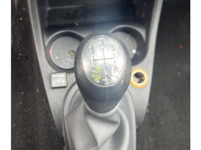 Моторчик заднего дворника 8200734582 Dacia Sandero